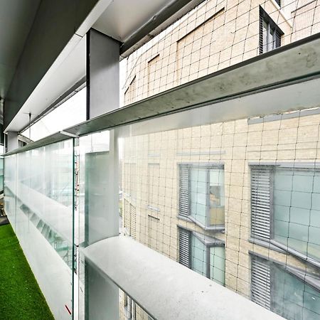 Lovely 2-Bed, Sleeps 6, Near Stratford Station & Abba Voyage, Londra Dış mekan fotoğraf